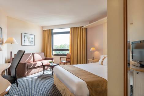Holiday Inn